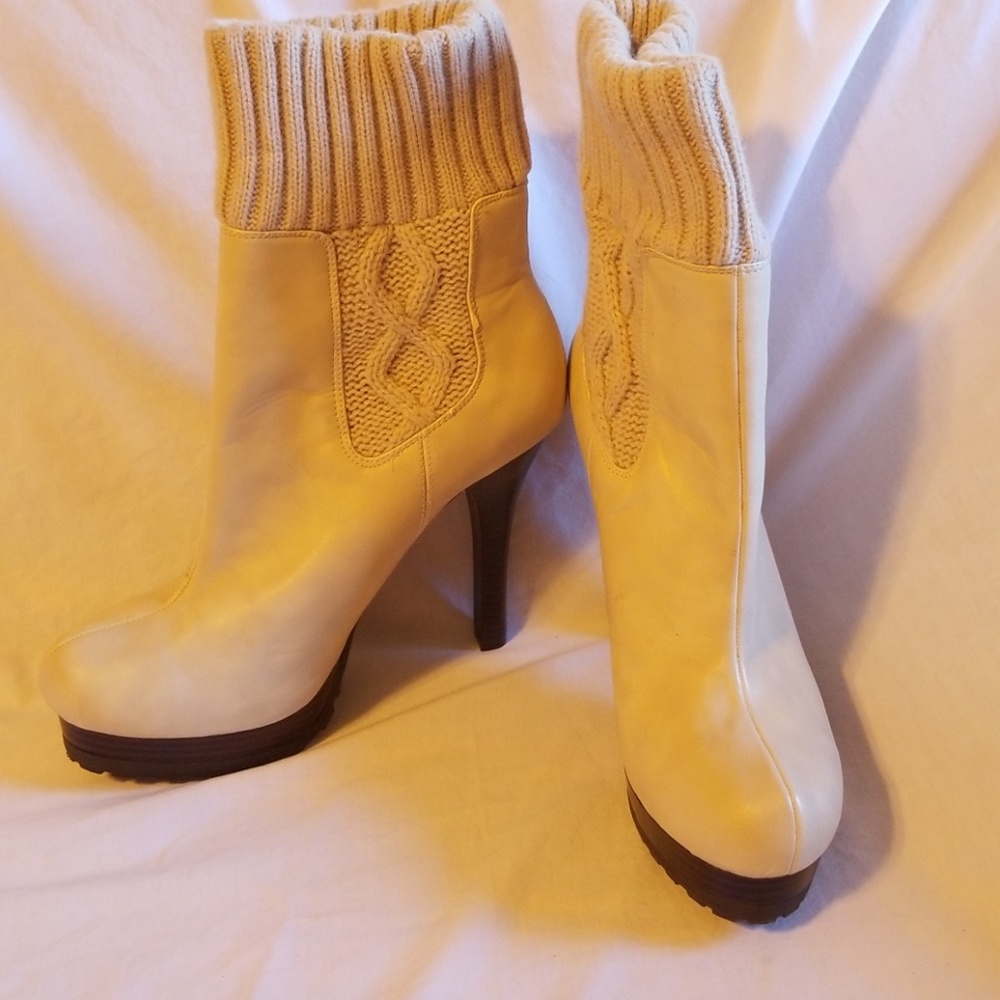 💖Jennifer Lopez Booties💖